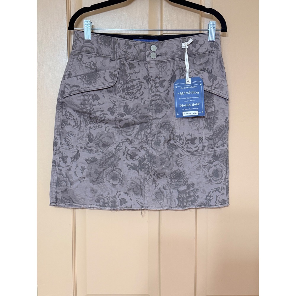 Democracy Absolution Floral Cargo Mini Skirt Grey Purple Raw Hem Size 6 NWT